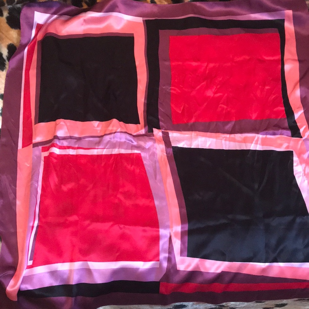 Large geometric scarf with black and red squares